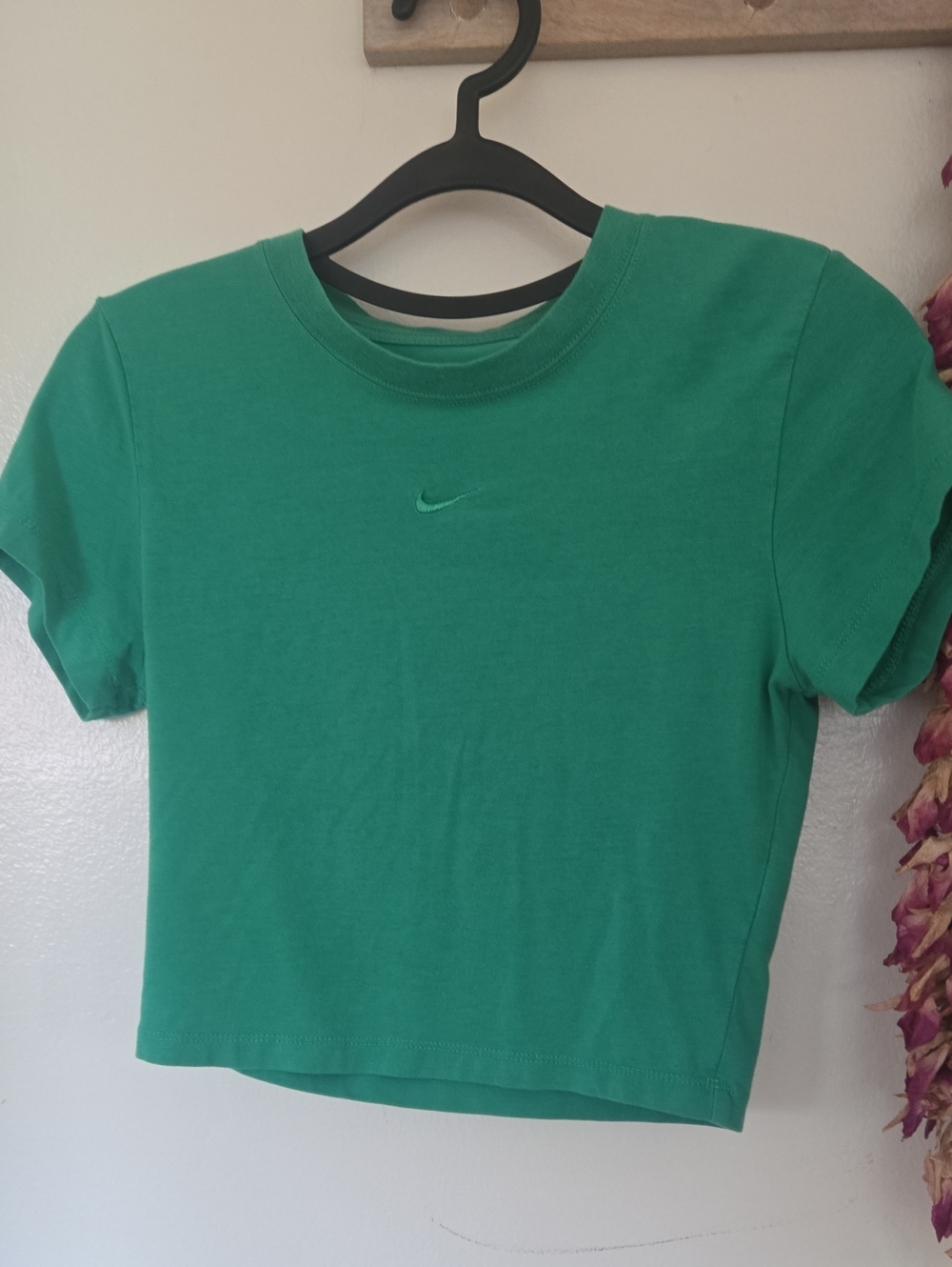 Nike Emerald Green Cropped Crew Tee